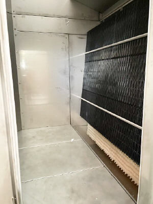 內部無支撐不銹鋼結構可防止振動和螺栓鬆動